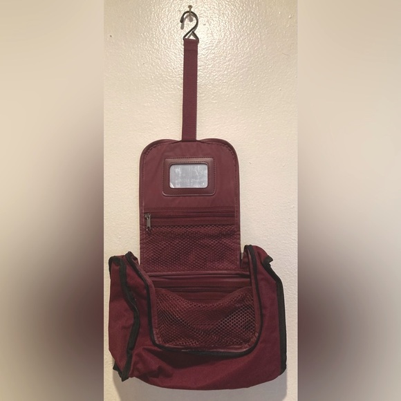 Vintage American Tourister hanging Toiletry/Makeup bag - Picture 1 of 7